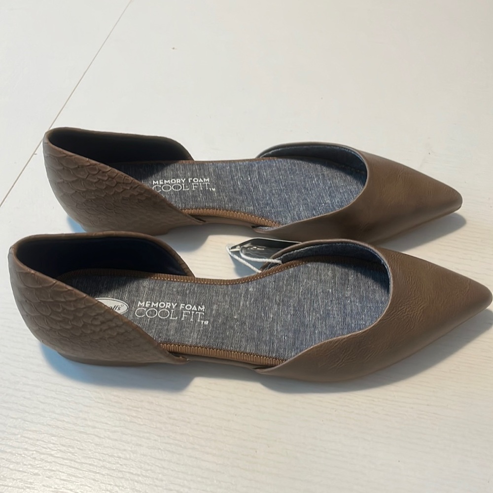 Dr. Scholls Brown NWT Flats